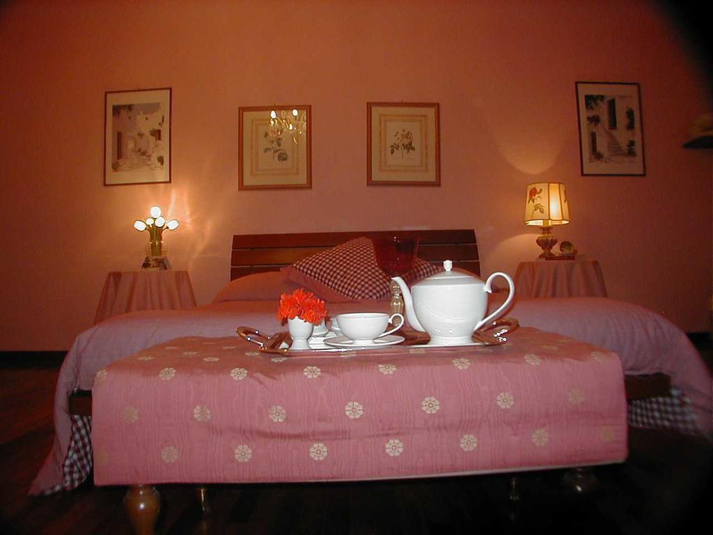 Torre Dei Frati Bed & Breakfast Fossano Pokoj fotografie
